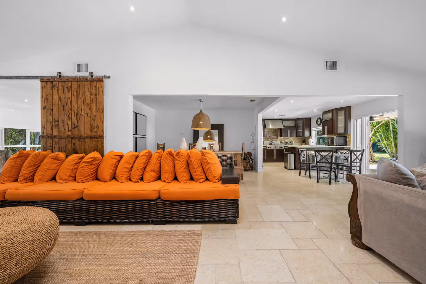 Private Ranch Estate · Pool · 2 Acres — view 5